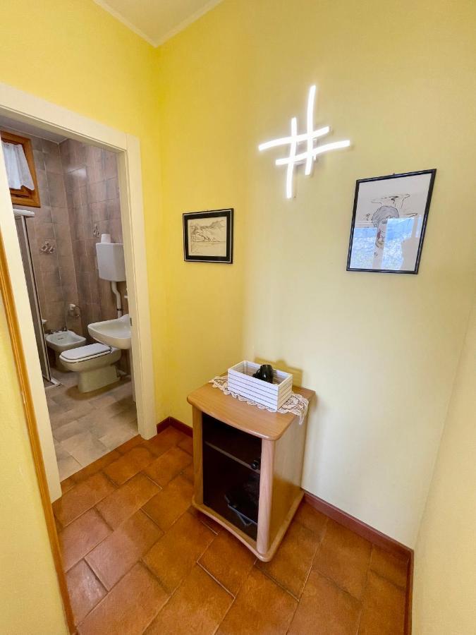 Casa Rosa Apartments มัลเชซิเน ภายนอก รูปภาพ