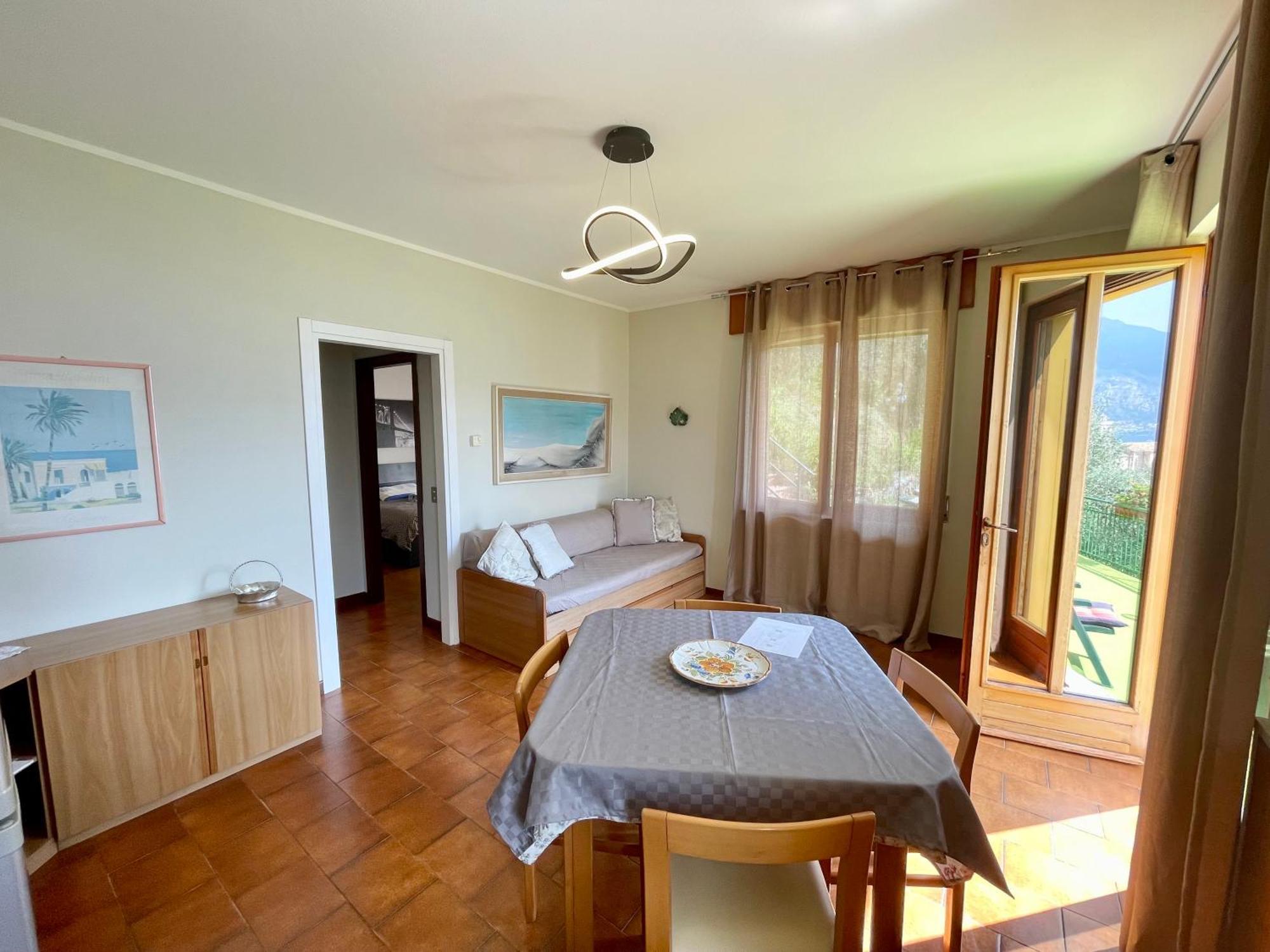 Casa Rosa Apartments มัลเชซิเน ภายนอก รูปภาพ